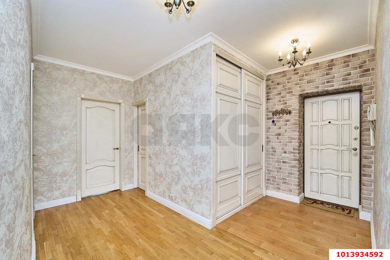 Фото №6: 3-комнатная квартира 95&nbsp;м², 6/7&nbsp;эт. - Краснодар, мкр. Западный внутригородской округ, ул. 2-я Линия Нефтяников, 7/1