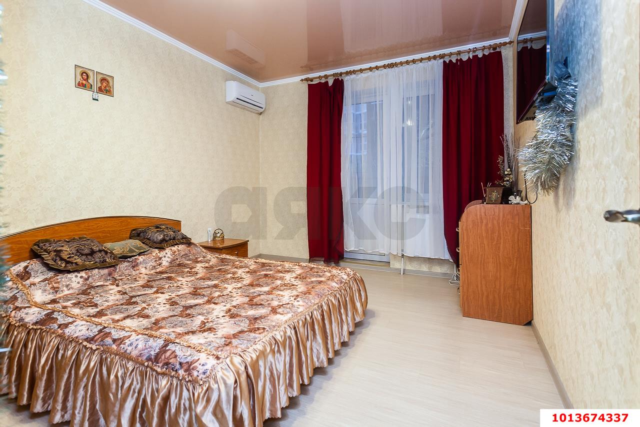 Фото №1: 1-комнатная квартира 34&nbsp;м², 3/10&nbsp;эт. - Краснодар, Прикубанский внутригородской округ, Музыкальный, мкр. ЖК Инсити, ул. Российская, 267/3к3