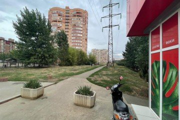 Фото №2: Торговое помещение 65 м² - Краснодар, мкр. Краевая Клиническая Больница, 