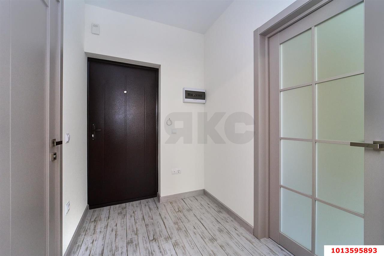 Фото №4: 1-комнатная квартира 34&nbsp;м², 7/24&nbsp;эт. - Краснодар, Прикубанский внутригородской округ, мкр. Краевая Клиническая Больница, ул. Домбайская, 12