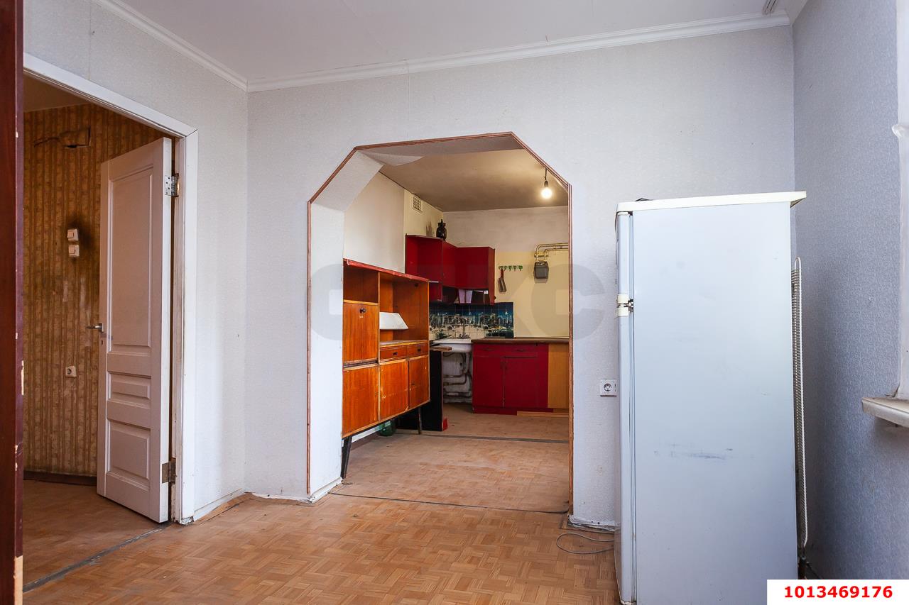 Фото №7: 3-комнатная квартира 90&nbsp;м², 3/10&nbsp;эт. - Краснодар, Прикубанский внутригородской округ, мкр. Славянский, ул. Красных Партизан, 81
