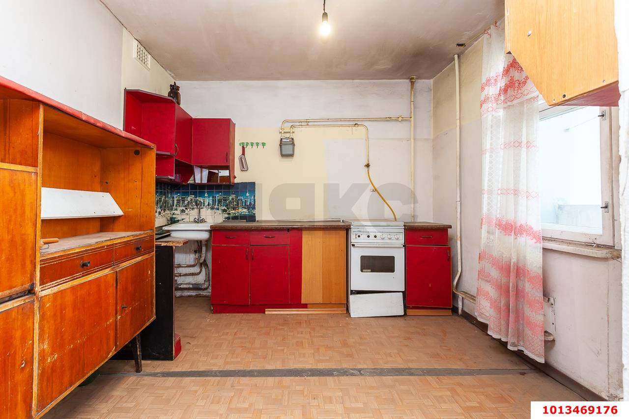 Фото №8: 3-комнатная квартира 90&nbsp;м², 3/10&nbsp;эт. - Краснодар, Прикубанский внутригородской округ, мкр. Славянский, ул. Красных Партизан, 81