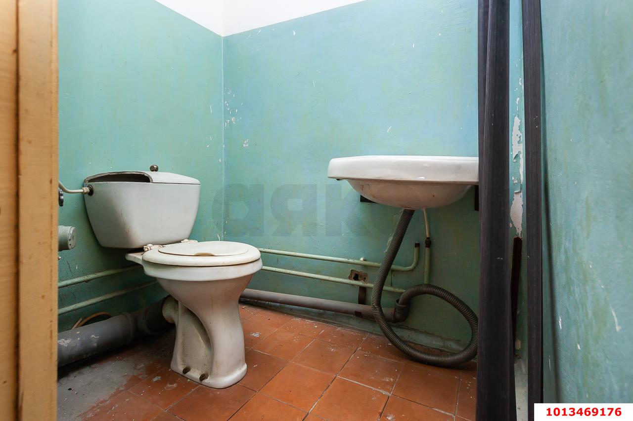 Фото №4: 3-комнатная квартира 90&nbsp;м², 3/10&nbsp;эт. - Краснодар, Прикубанский внутригородской округ, мкр. Славянский, ул. Красных Партизан, 81