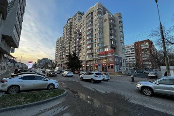 Фото №3: Торговое помещение 26 м² - Краснодар, мкр. Западный внутригородской округ, ул. Бабушкина, 295