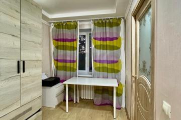 Фото №1: 2-комнатная квартира 44 м², 3/5 эт. - Краснодар, мкр. Горгаз, ул. Южная, 28