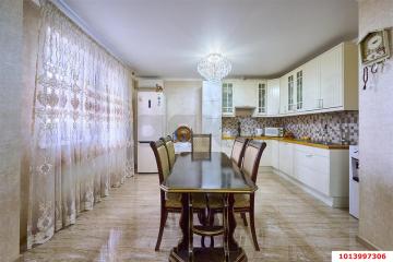 Фото №1: 3-комнатная квартира 103 м², 3/16 эт. - Краснодар, мкр. Центральный, ул. Промышленная, 49/1