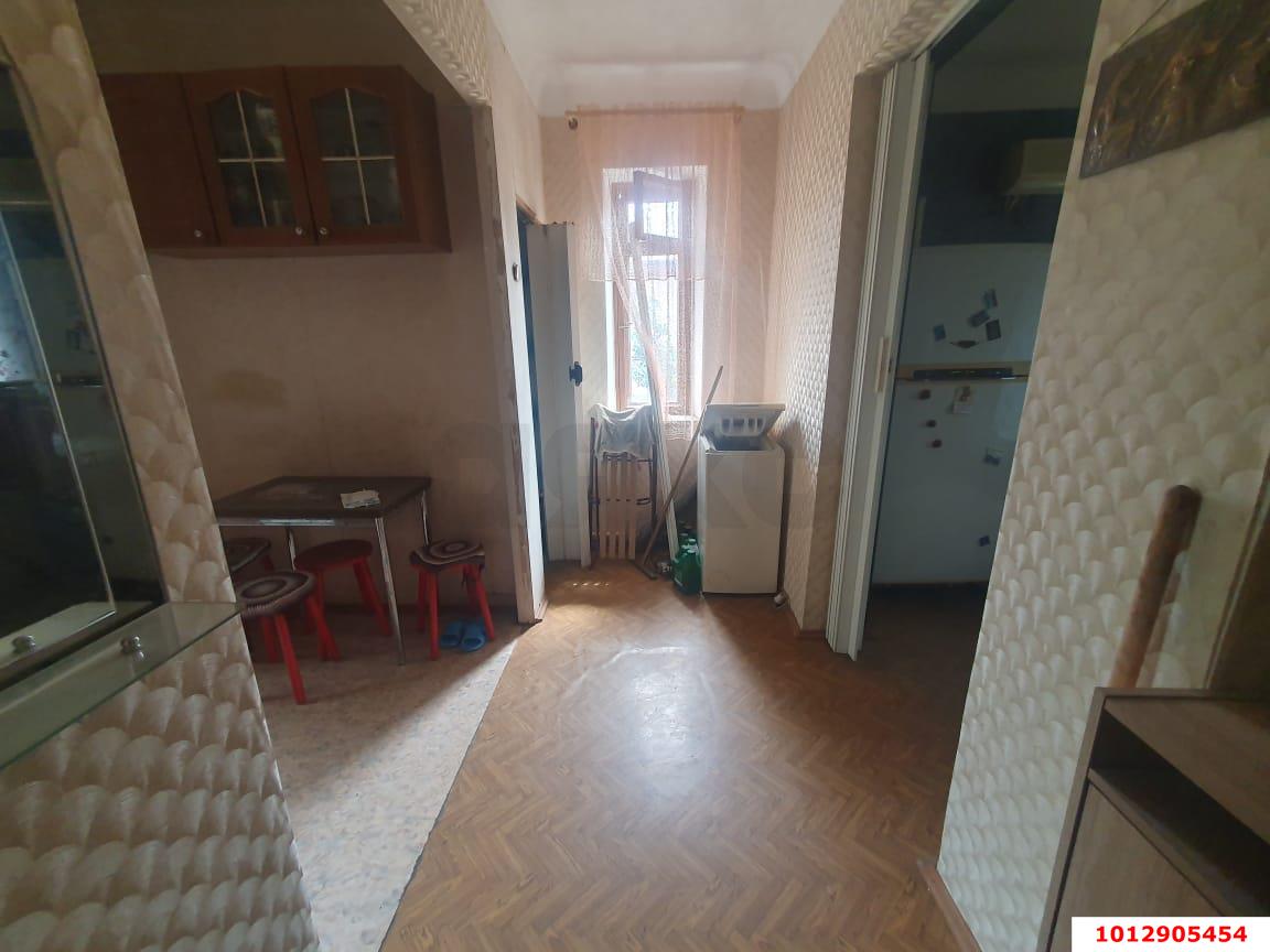 Фото №2: 2-комнатная квартира 42&nbsp;м², 2/2&nbsp;эт. - Краснодар, Карасунский внутригородской округ, мкр. Хлопчато-бумажный Комбинат, ул. Лизы Чайкиной, 9
