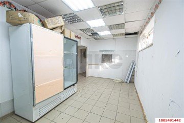 Фото №4: Торговое помещение 100 м² - Краснодар, мкр. Черёмушки, ул. Бургасская, 3