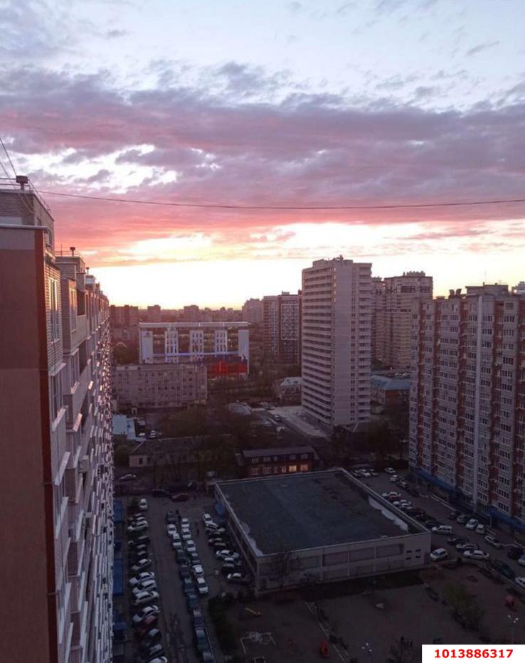 Фото №10: 1-комнатная квартира 51&nbsp;м², 17/17&nbsp;эт. - Краснодар, Центральный внутригородской округ, мкр. Центральный, ул. Березанская, 88/2