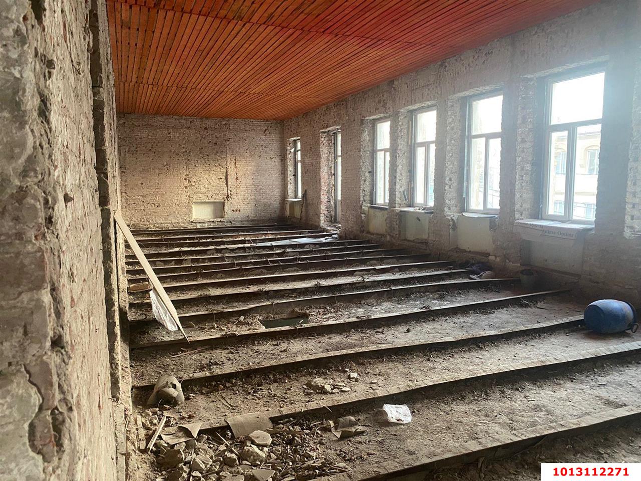 Фото №5: Отдельное здание 1337&nbsp;м², 1/2&nbsp;эт. - Краснодар, Западный внутригородской округ, мкр. Центральный, ул. Красная, 105