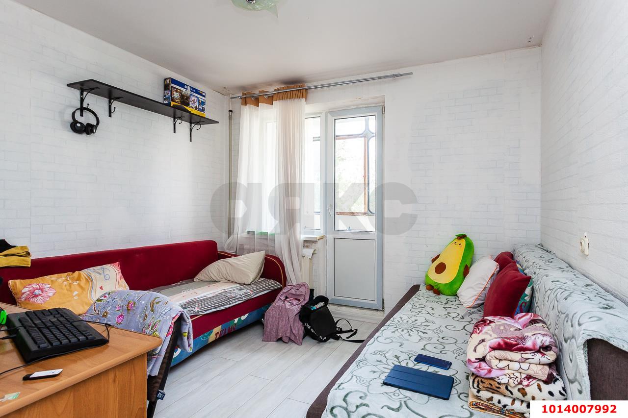 Фото №8: 3-комнатная квартира 86&nbsp;м², 5/12&nbsp;эт. - Краснодар, Западный внутригородской округ, мкр. Юбилейный, ул. Думенко, 33