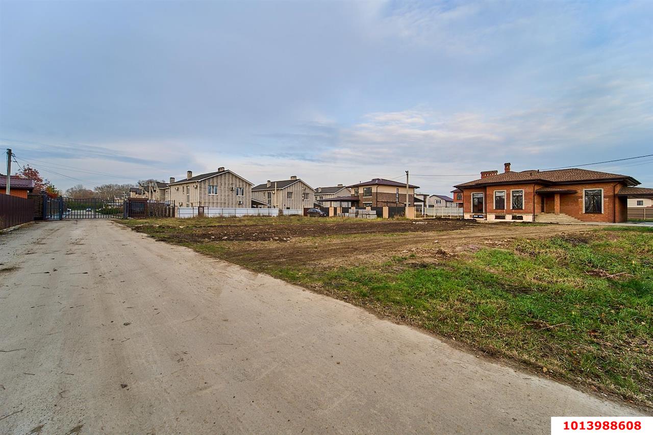 Фото №1: Дом 351&nbsp;м² + 17.38&nbsp;сот., 1&nbsp;эт. - Краснодар, Карасунский внутригородской округ, КП Лазурный берег, х. ДНТ Нижний Казачий, ул. Долгоозерная, 14