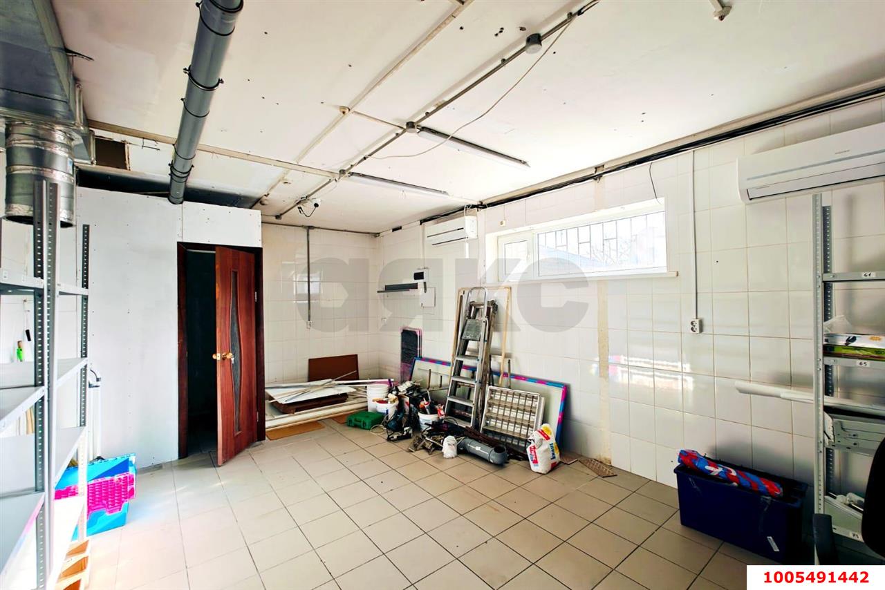 Фото №6: Торговое помещение 100&nbsp;м², 1/2&nbsp;эт. - Краснодар, Центральный внутригородской округ, мкр. Черёмушки, ул. Бургасская, 3