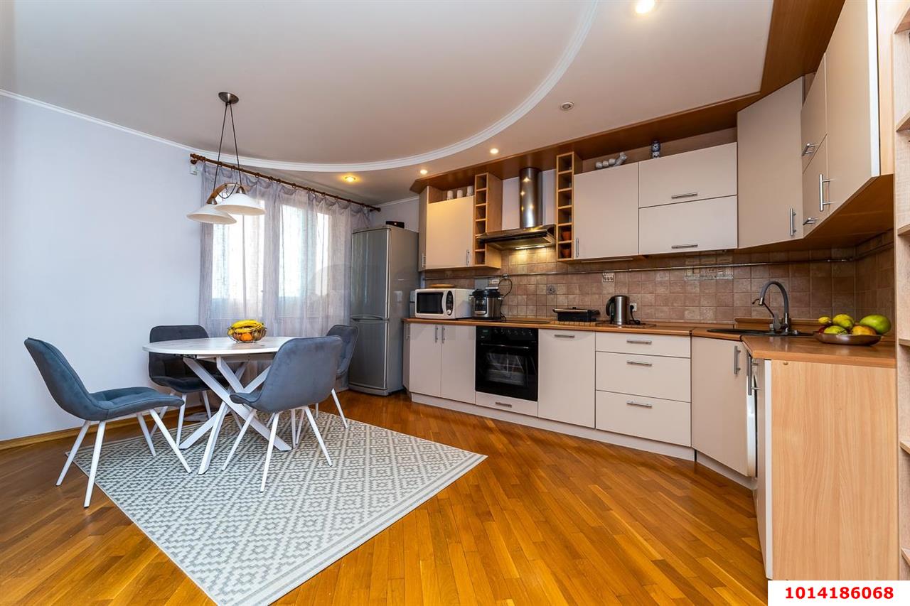 Фото №4: 2-комнатная квартира 70&nbsp;м², 10/12&nbsp;эт. - Краснодар, Западный внутригородской округ, мкр. Фестивальный, ул. Рашпилевская, 325/1