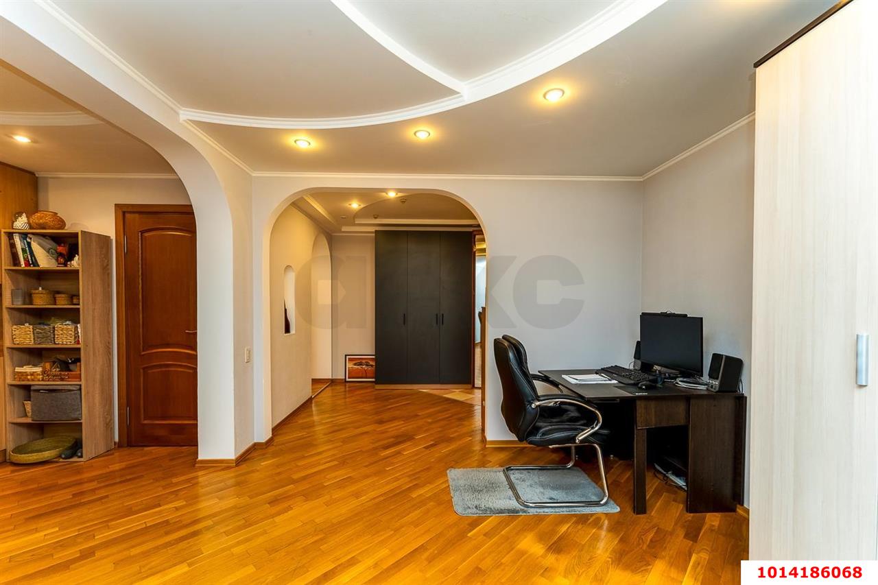 Фото №9: 2-комнатная квартира 70&nbsp;м², 10/12&nbsp;эт. - Краснодар, Западный внутригородской округ, мкр. Фестивальный, ул. Рашпилевская, 325/1