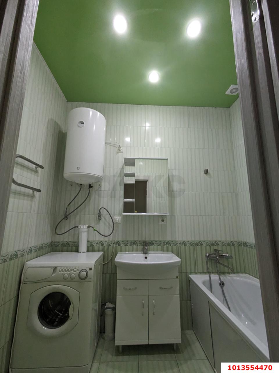 Фото №8: 3-комнатная квартира 81&nbsp;м², 1/4&nbsp;эт. - Краснодар, Прикубанский внутригородской округ, мкр. квартал Самолёт 7