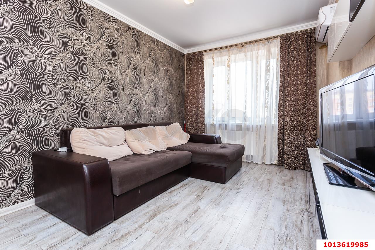 Фото №2: 3-комнатная квартира 74&nbsp;м², 17/18&nbsp;эт. - Краснодар, Прикубанский внутригородской округ, ЖК Губернский, мкр. 1-й квартал, ул. Домбайская, 63