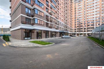 Фото №1: 1-комнатная квартира 32 м², 15/17 эт. - Краснодар, мкр. жилой комплекс Самолёт-3, ул. Ивана Беличенко, 85