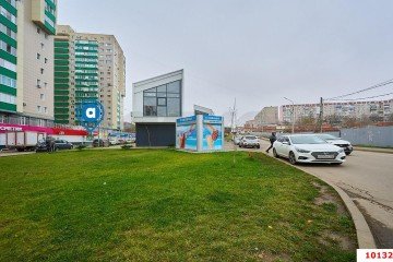 Фото №3: Торговое помещение 65 м² - Краснодар, мкр. Гидростроителей, ул. Дмитрия Благоева, 29к1