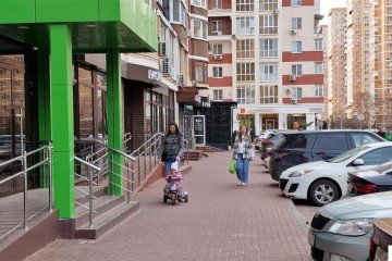 Фото №4: Торговое помещение 140 м² - Краснодар, мкр. Солнечный, ул. Казбекская, 16