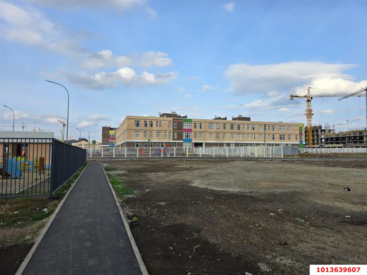 Фото №6: Торговое помещение 46&nbsp;м², 1/9&nbsp;эт. - Краснодар, Прикубанский внутригородской округ, мкр. жилой комплекс Друзья, ул. имени Генерала Брусилова, 28к3