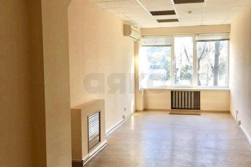 Фото №2: Офисное помещение 900 м² - Краснодар, мкр. Хлопчато-бумажный Комбинат, ул. Сормовская, 3