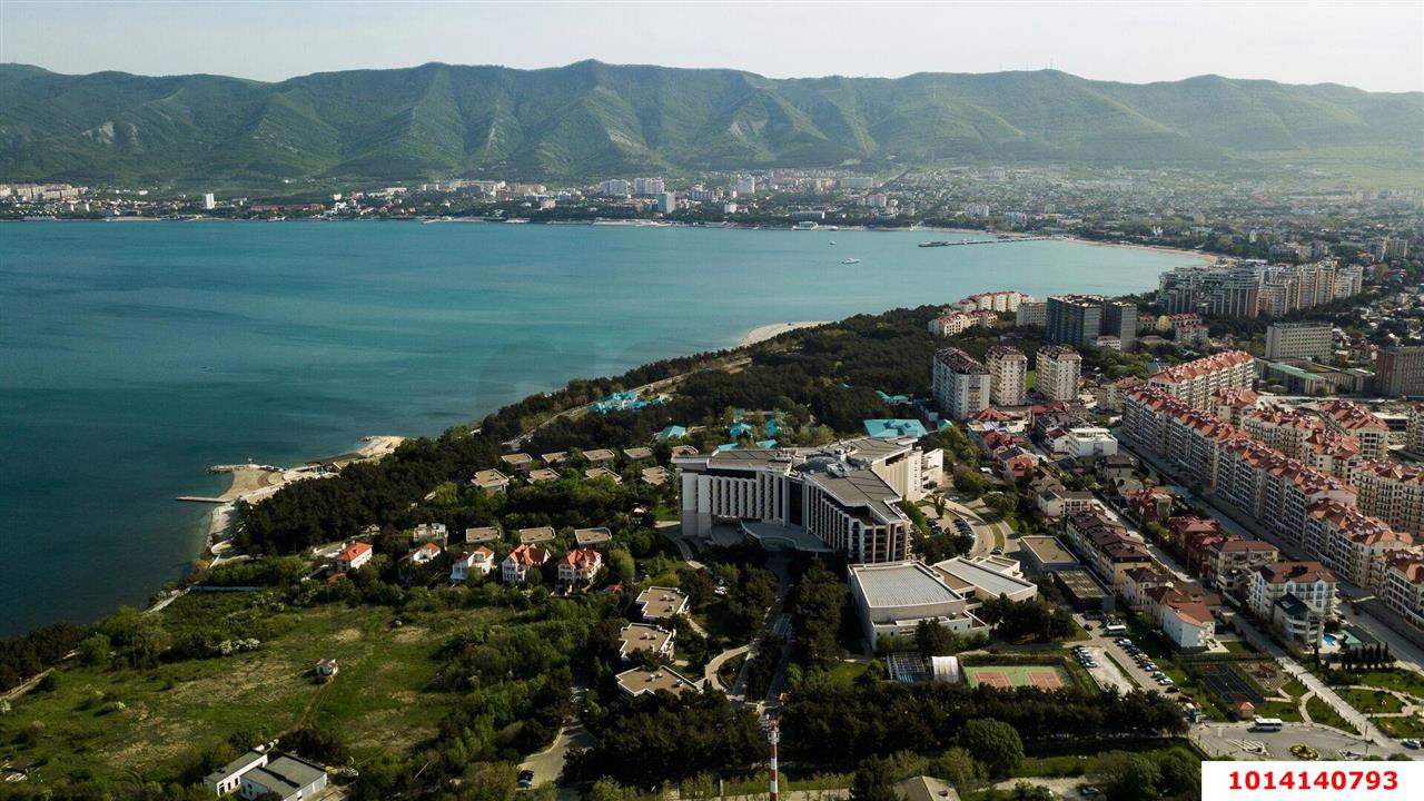 Фото №1: Дом 104&nbsp;м² + 5.24&nbsp;сот., 1&nbsp;эт. - Геленджик, ул. Шевченко