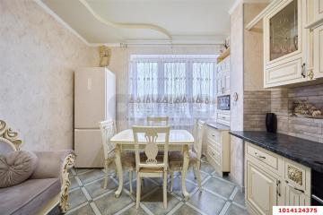 Фото №1: 2-комнатная квартира 69&nbsp;м², 4/16&nbsp;эт. - Краснодар, мкр. Центральный, ул. Митрофана Седина, 51/1