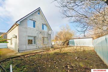 Фото №1: Дом 160&nbsp;м² + 5&nbsp;сот., 2&nbsp;эт. - Виктория, мкр. Карасунский внутригородской округ, ул. Плодовая, 344