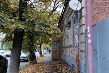 Фото №1: 2-комнатная квартира 48 м², 1/1 эт. - Краснодар, мкр. Центральный, ул. Базовская, 66