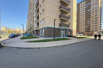 Фото №1: Торговое помещение 30&nbsp;м², 1/16&nbsp;эт. - Краснодар, мкр. жилой комплекс Дыхание, ул. Лётчика Позднякова, 2к24