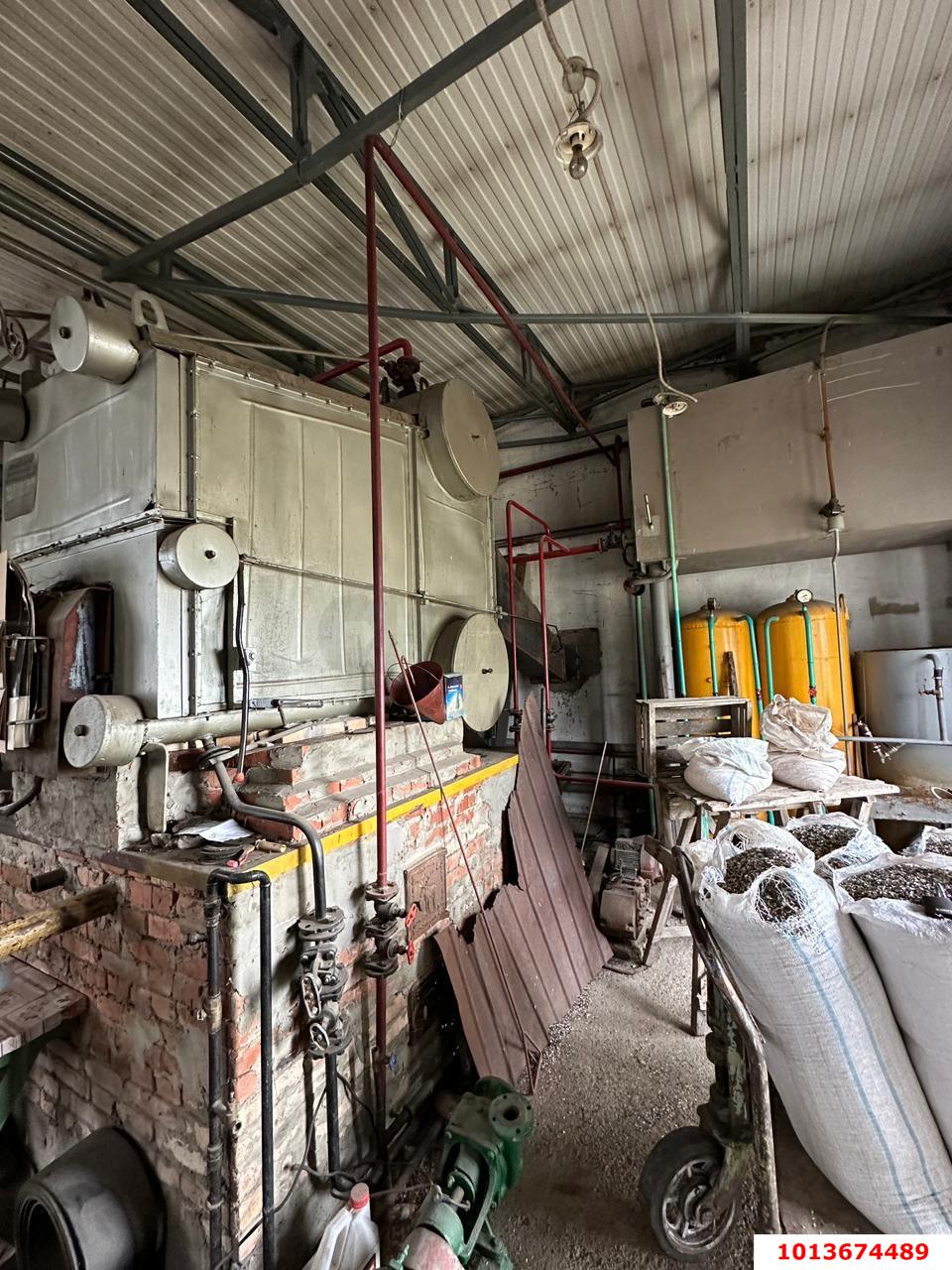 Фото №5: Производственное помещение 8500&nbsp;м², 1/2&nbsp;эт. - Ханская, ул. Ленина, 137Д