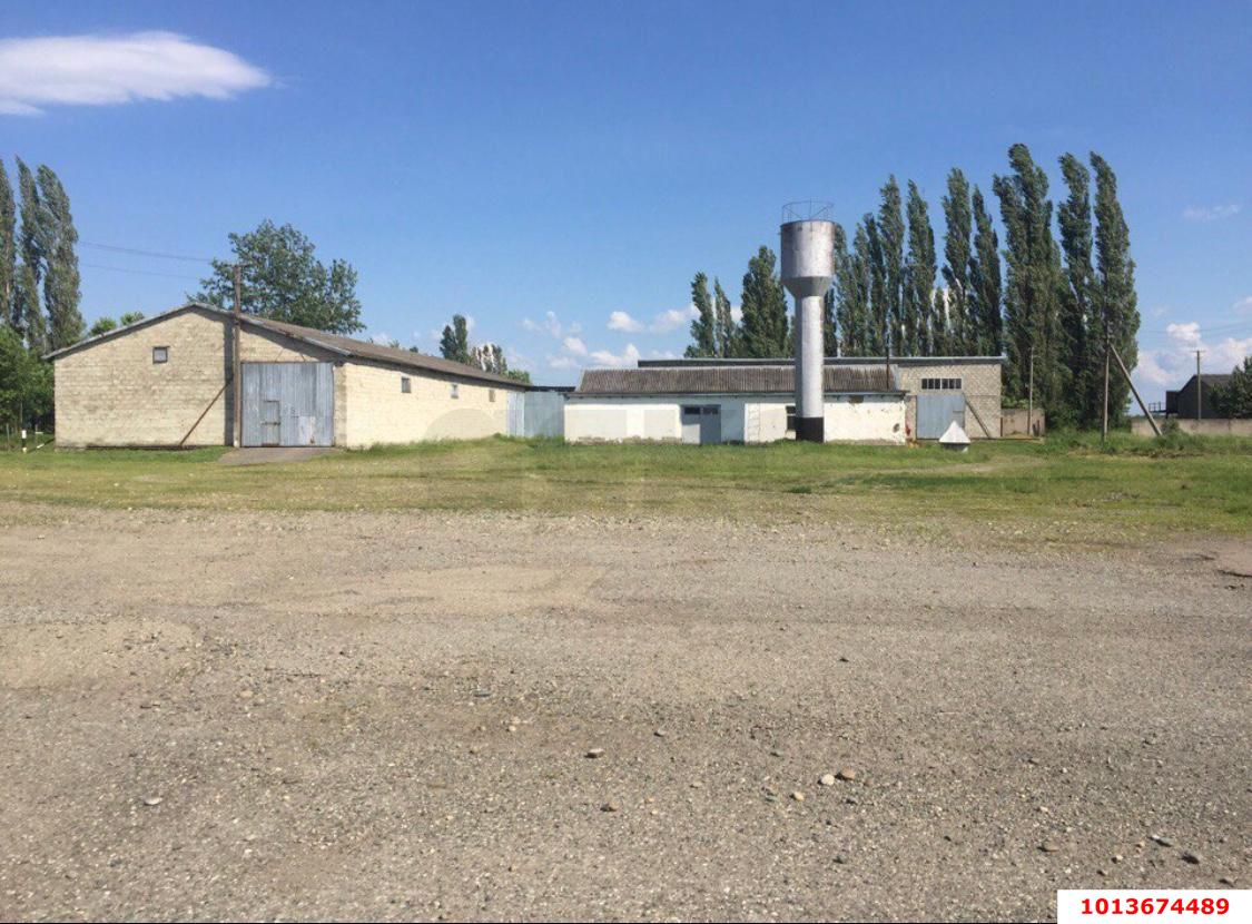 Фото №3: Производственное помещение 8500&nbsp;м², 1/2&nbsp;эт. - Ханская, ул. Ленина, 137Д
