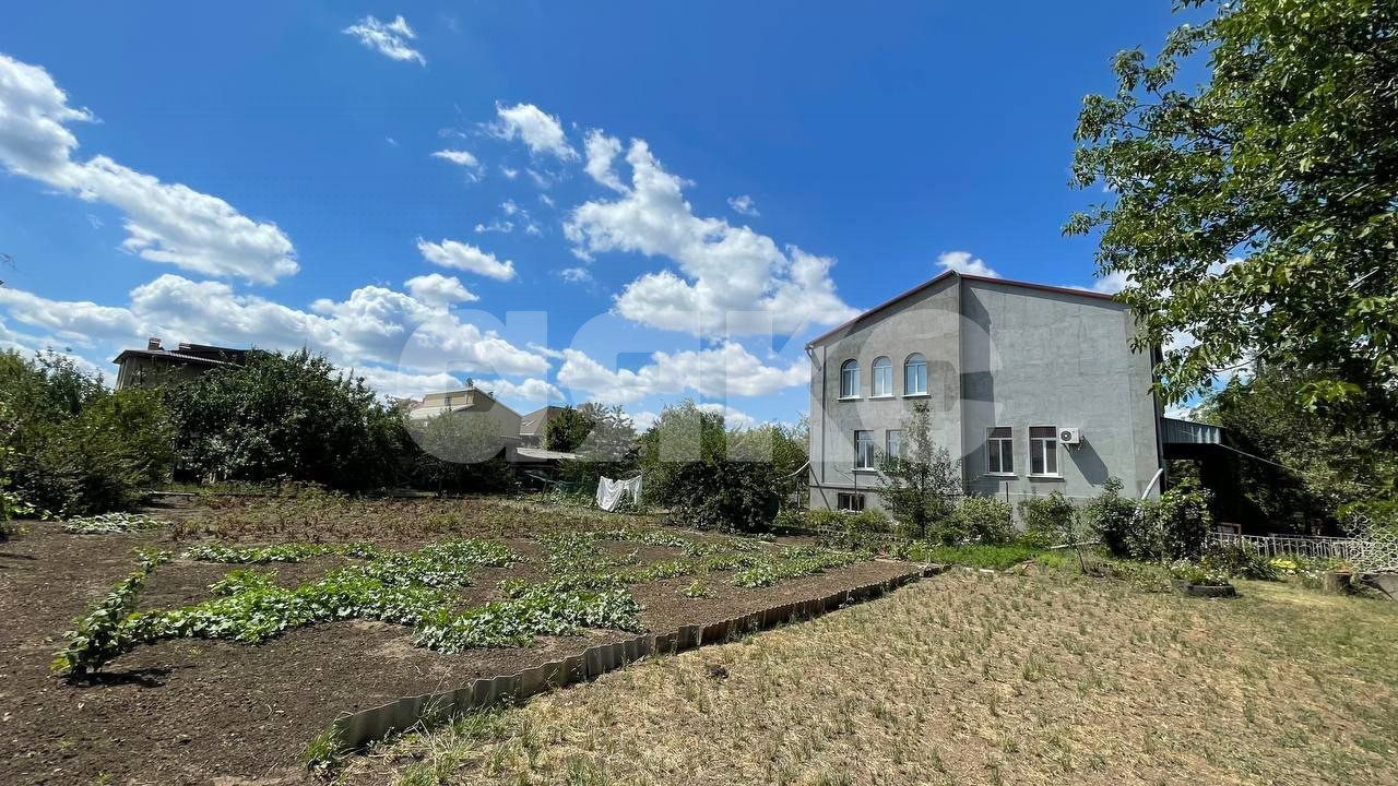 Фото №3: Дом 660&nbsp;м² + 18&nbsp;сот., 2&nbsp;эт. - Луганск, Ленинский, мкр. квартал Видный, ул. Академика Вернадского, 15