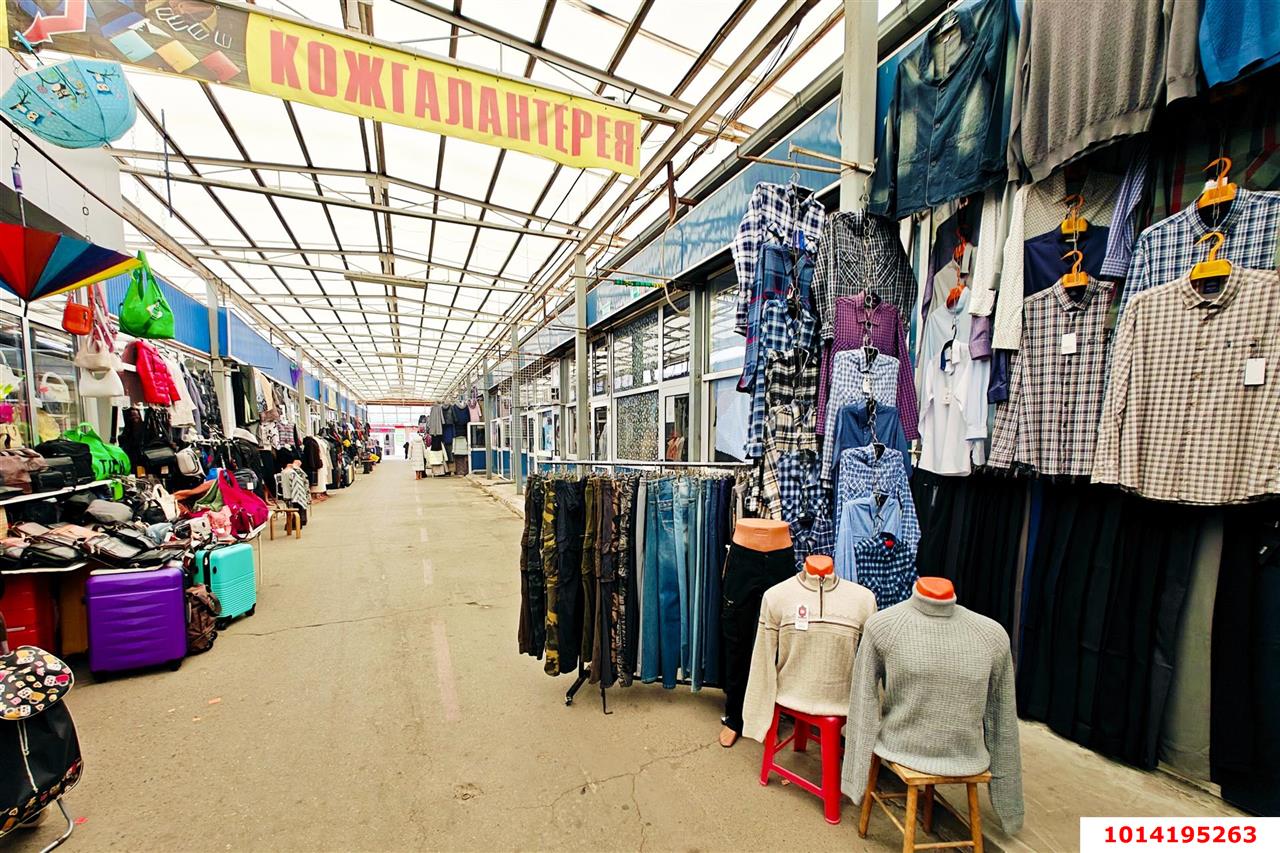 Фото №6: Торговое помещение 12&nbsp;м², 1/1&nbsp;эт. - Краснодар, Центральный внутригородской округ, мкр. Центральный, ул. Красноармейская, 62