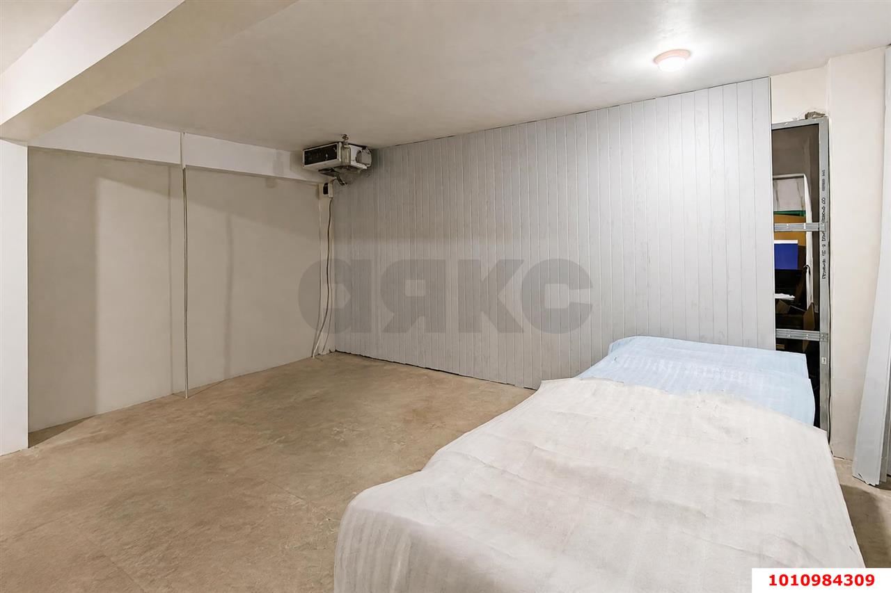 Фото №6: Торговое помещение 932&nbsp;м², 5&nbsp;эт. - Краснодар, Прикубанский внутригородской округ, мкр. Фестивальный, ул. Яна Полуяна, 50