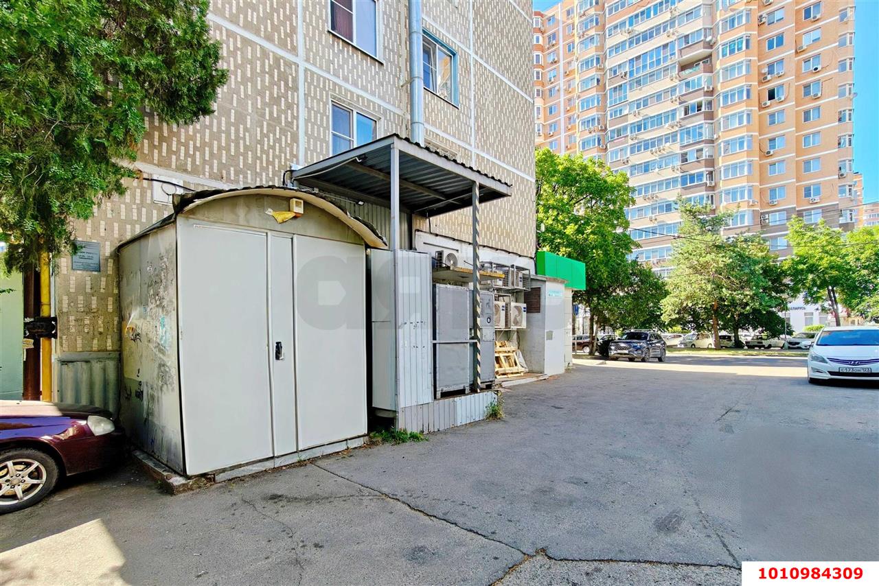 Фото №16: Торговое помещение 932&nbsp;м², 5&nbsp;эт. - Краснодар, Прикубанский внутригородской округ, мкр. Фестивальный, ул. Яна Полуяна, 50