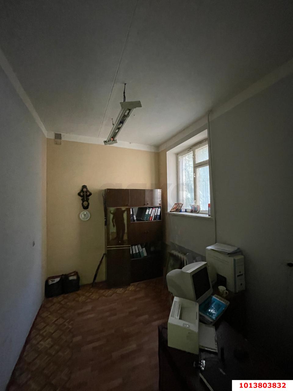 Фото №4: Торговое помещение 180 м² - Краснодар, Фестивальный, ул. имени Тургенева, 191