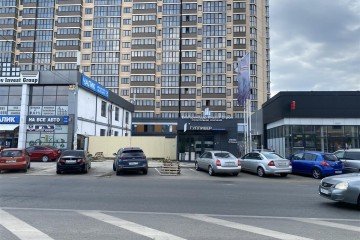 Фото №4: Торговое помещение 43 м² - Краснодар, мкр. Музыкальный, ул. Российская, 257/7лит1