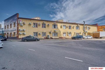 Фото №2: Торговое помещение 600 м² - Краснодар, мкр. жилой комплекс Любимый Дом, ул. Московская, 137