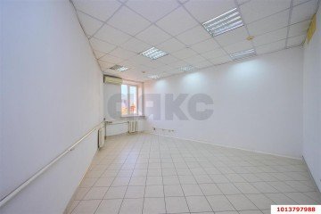 Фото №3: Офисное помещение 320 м² - Краснодар, мкр. Дубинка, пер. Угольный, 12