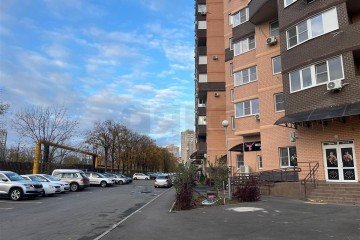 Фото №4: Торговое помещение 168 м² - Краснодар, мкр. жилой комплекс Авиатор, ул. имени Валерия Гассия, 2