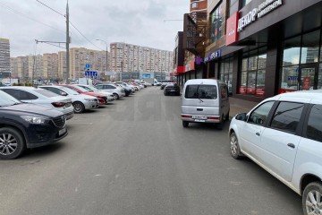 Фото №2: Торговое помещение 554 м² - Краснодар, мкр. жилой комплекс Любимый Дом, ул. Московская, 133/1с2