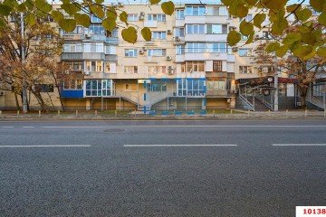 Фото №1: Торговое помещение 47 м² - Краснодар, мкр. Центральный, ул. Красноармейская, 22