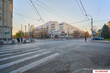 Фото №3: Торговое помещение 47 м² - Краснодар, мкр. Центральный, ул. Красноармейская, 22