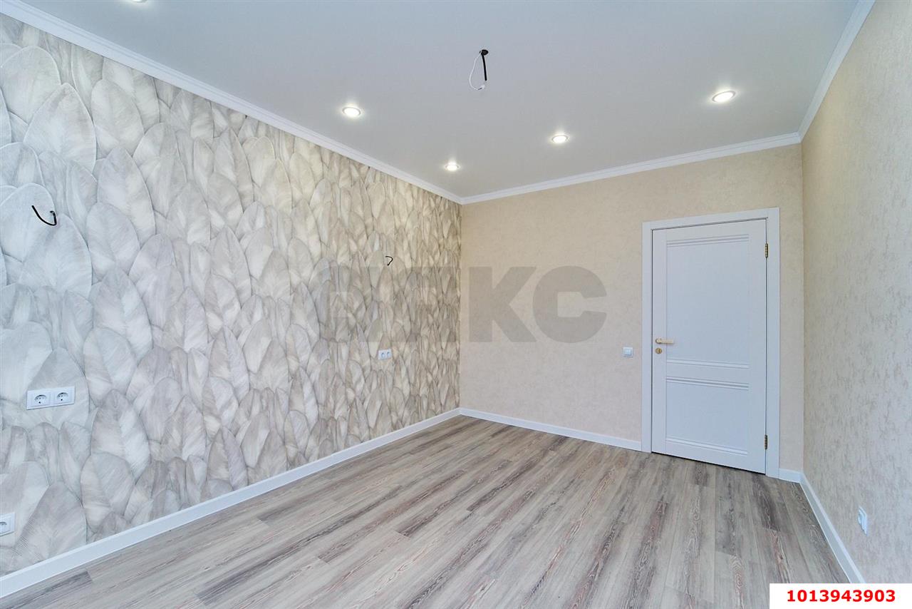 Фото №4: 2-комнатная квартира 70&nbsp;м², 3/18&nbsp;эт. - Краснодар, Прикубанский внутригородской округ, Музыкальный, мкр. Московский, ул. Московская, 112