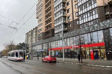 Фото №3: Торговое помещение 371 м² - Краснодар, мкр. Центральный, ул. Железнодорожная, 24