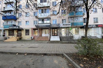 Фото №1: Торговое помещение 72 м² - Краснодар, мкр. Черёмушки, ул. Ставропольская, 232