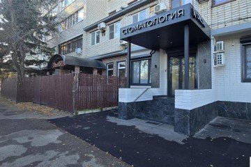 Фото №2: Торговое помещение 290 м² - Краснодар, мкр. Сельскохозяйственный Институт, ул. Алма-Атинская, 148