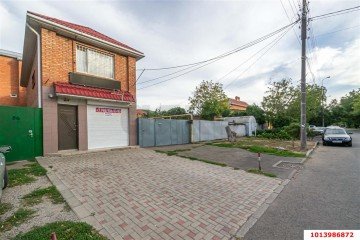 Фото №1: Торговое помещение 100 м² - Краснодар, мкр. Дубинка, ул. Димитрова, 83